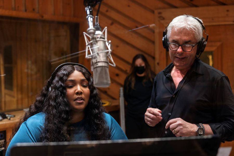 HENRY MANCINI’S “PINK PANTHER” FEATURING LIZZO AND SIR JAMES GALWAY OUT NOW